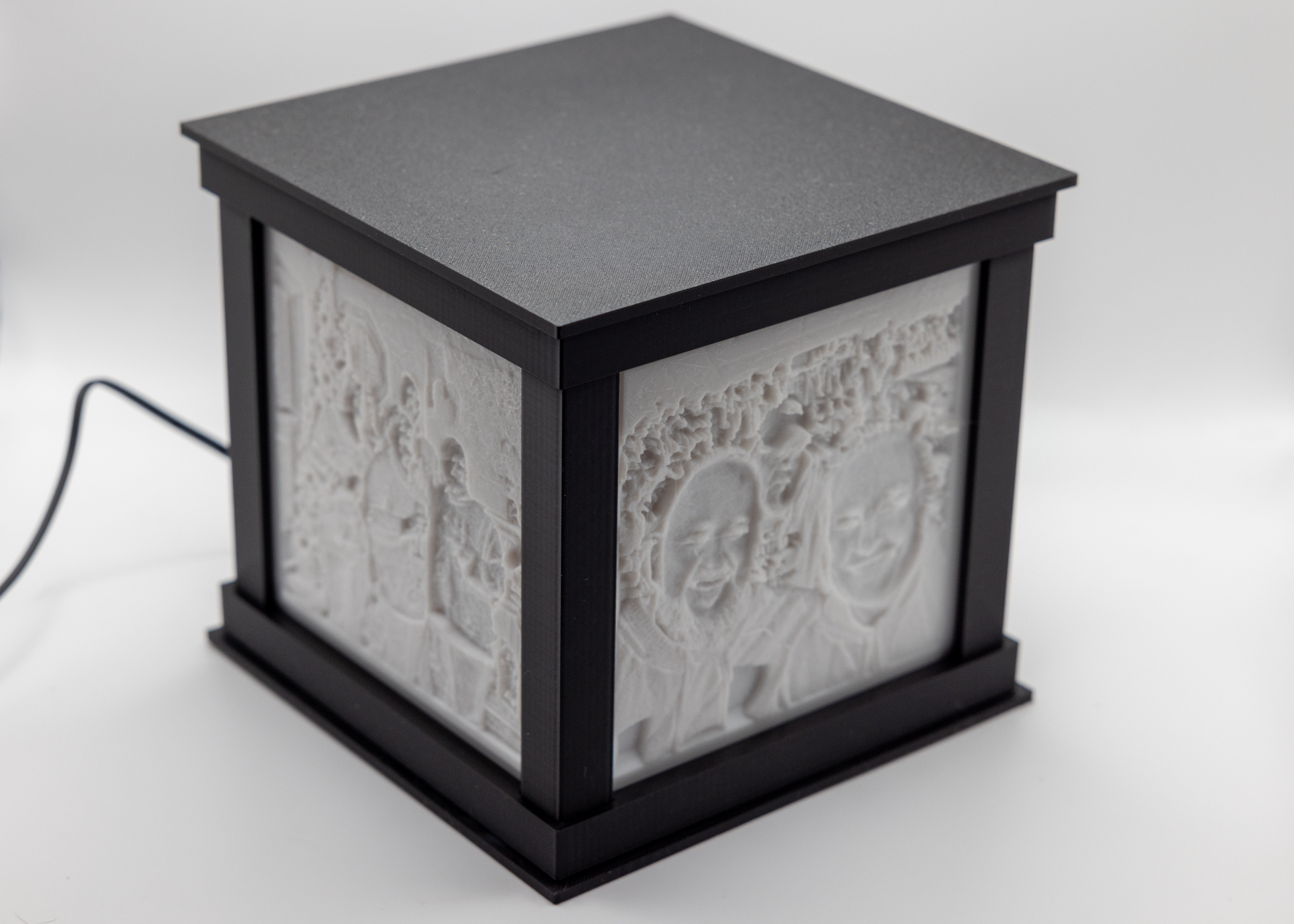 Custom 4-Sided Lithophane Lamp — 3D Photo Box